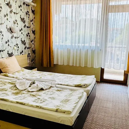 Hotel Eos Китен Екстер'єр фото